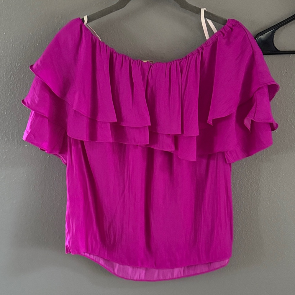 Lilly Pulitzer Magenta Off-Shoulder Ruffle Top - Picture 3 of 3